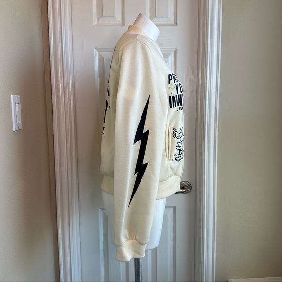 Protect your inner g • watch your back • crème & black jacket - Picture 4 of 6